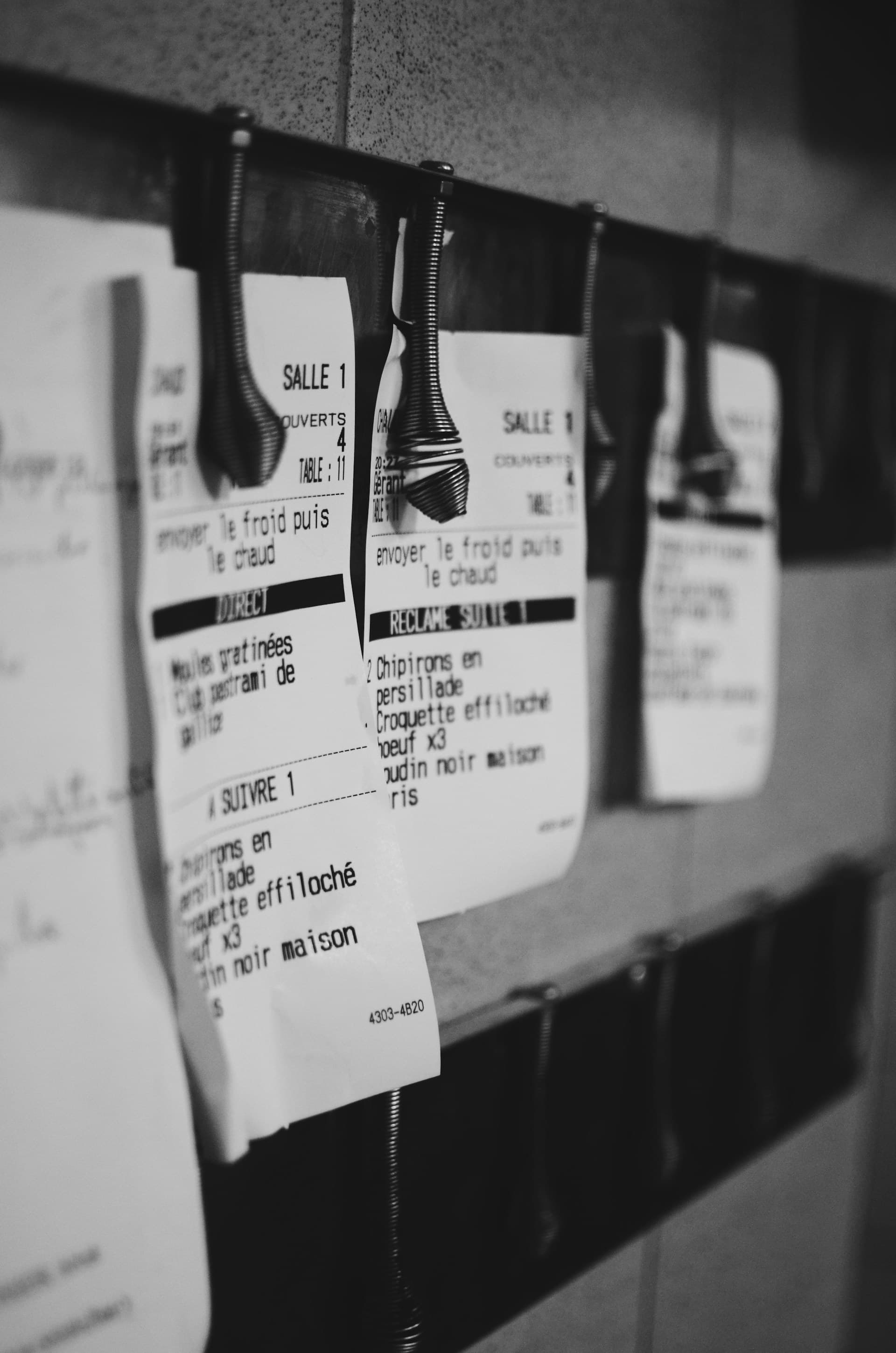 Caribbean restaurant kitchen serving online orders